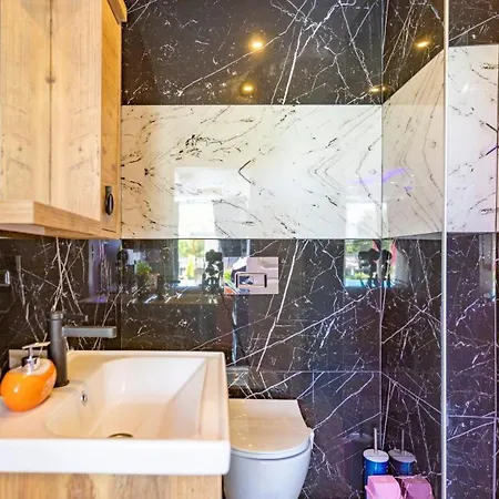Saribelen Village 2 Bedroom 1852 Kalkan